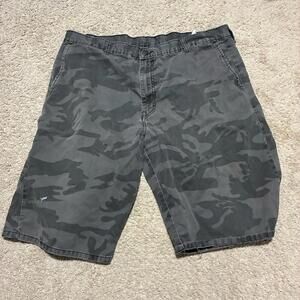 Dickies Dark Gray Camouflage Cargo Shorts Mens size 38